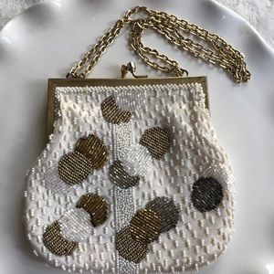 Du Val white gold and silver beaded bag purse